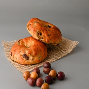  Olives Bagel 2 Pieces
