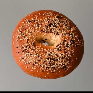  Sesame & Black Seeds Bagel 2 Pieces